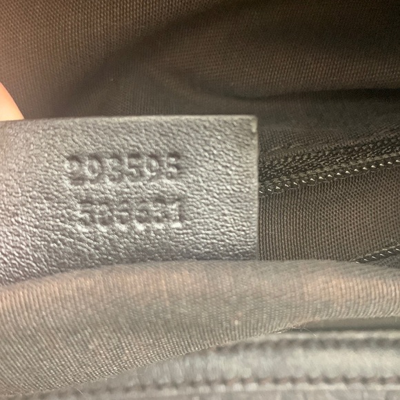 EMBOSSED leather GUCCI weekender - Picture 8 of 16